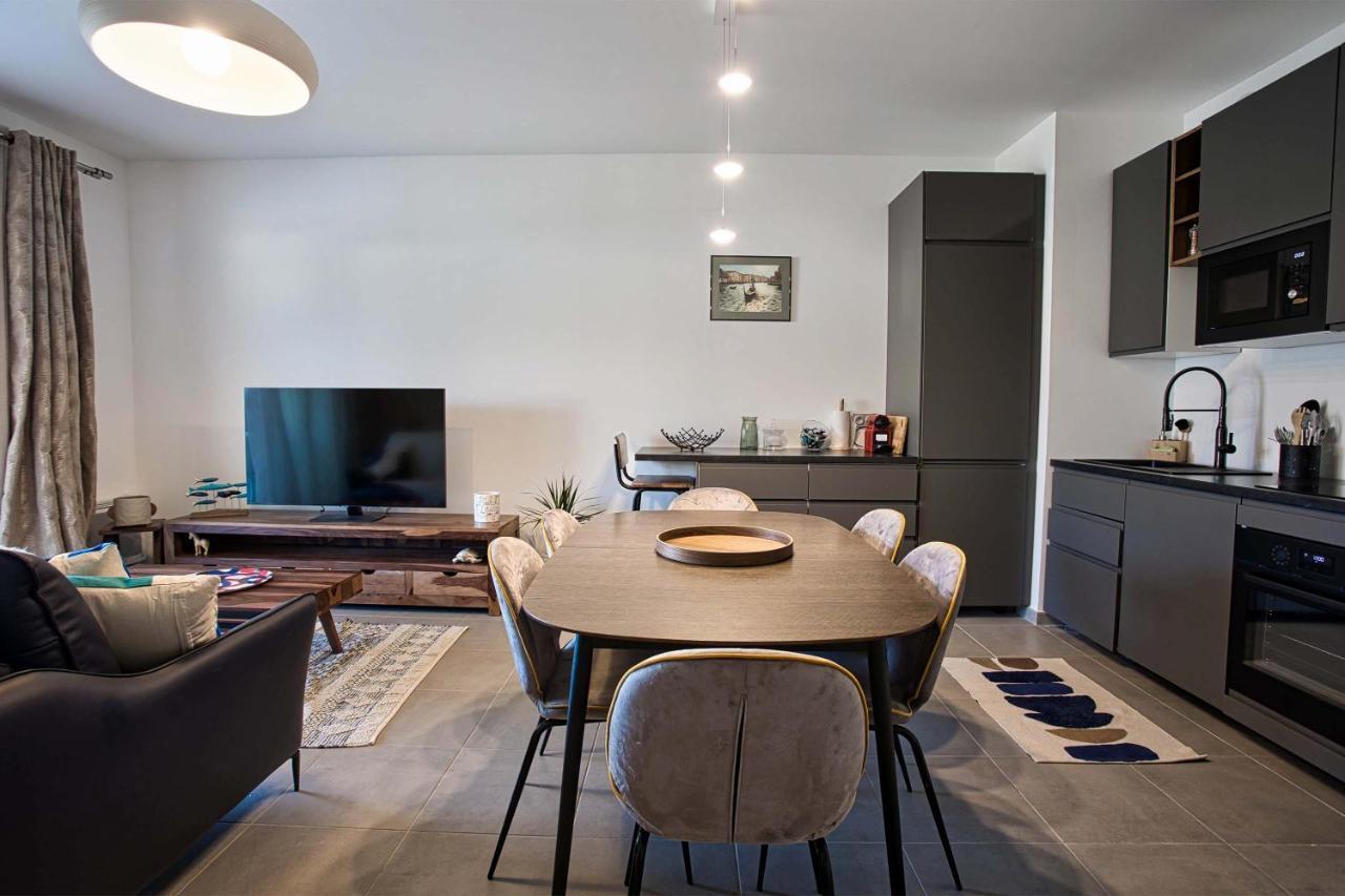 Superbe Appart 3 P, 10 Mn De La Plage Avec Piscine Et Parking Marseille Eksteriør billede